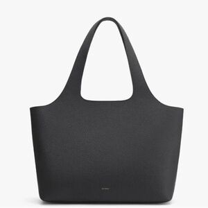 Cuyana System Tote 13-inch: System Tote 13-inch Black